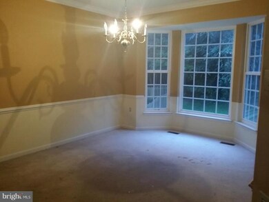 2783 Burrough Hill Ln, Woodbridge, VA 22191 - photo 5