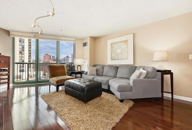 Gold Coast Galleria unit 703, Chicago, IL 60610 - photo 4