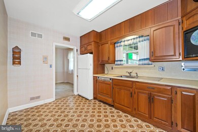 103 Maple Ave, Wilmington, DE 19809 - photo 5