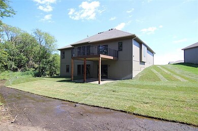 813 Blue Grama Ct, Raymore, MO 64083 - photo 6