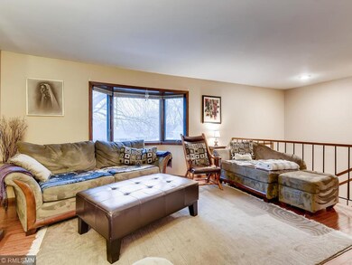 7575 Lanewood Lane Maple Grove-006-005-Living Room