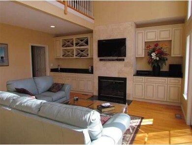 2 Settlers Rd, Shrewsbury, MA 01545 - photo 4