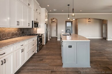 10325 S 218th East Ave, Broken Arrow, OK 74014 - photo 7