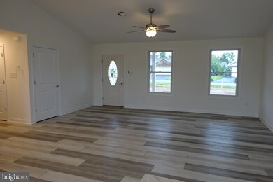 15454 Camden Dr, Greencastle, PA 17225 - photo 5