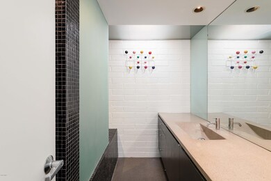 AZA_Listing_4225_36thSt-8