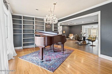208 Laurance Lafayette-1