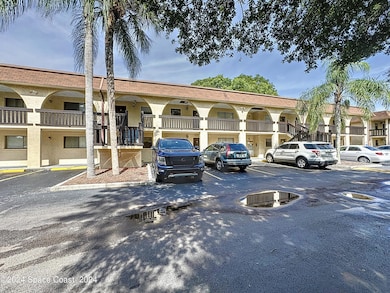 205 Palmetto Ave unit 603, Merritt Island, FL 32953 - photo 2