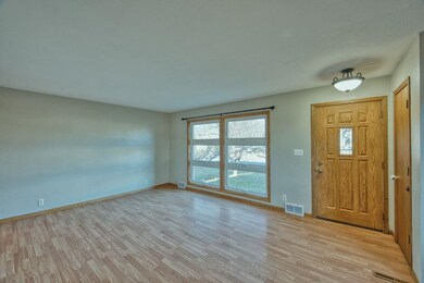 2714 Diane Ln, Hibbing, MN 55746 - photo 5