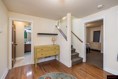 717 N 6th St, Mankato, MN 56001 - photo 7