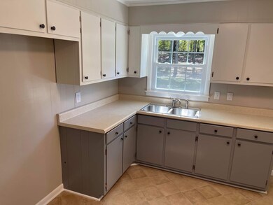 5755 Tacketts Branch Rd, Goodspring, TN 38460 - photo 6