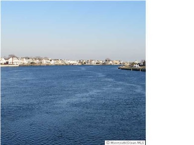 22 Poole Ave, Avon By the Sea, NJ 07717 - photo 2