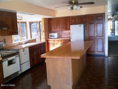 119 Chippy Cole Rd, Milford, PA 18337 - photo 2