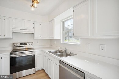 211 Blueridge Ct, Stafford, VA 22554 - photo 3