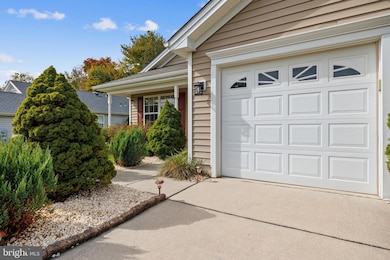 34 Maple Leaf Cir, Sewell, NJ 08080 - photo 2