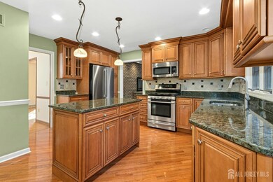 19 Ravenswood Ln, Scotch Plains, NJ 07076 - photo 6