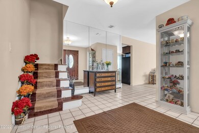 3 Alison Ct, Marlboro, NJ 07746 - photo 7