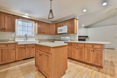 14 Thompson Crossing unit 231-1-2, Antrim, NH 03440 - photo 6