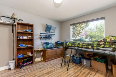 20985 Spinnaker St, Bend, OR 97701 - photo 4