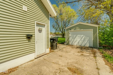 217N19thSt_0006