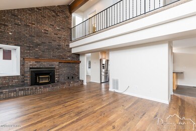 Living Room-20200619-5470