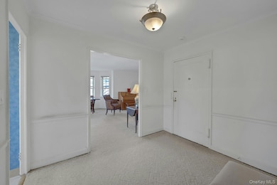 7 Chateaux Cir unit 7H, Scarsdale, NY 10583 - photo 3
