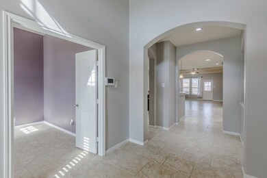 318 Kendall Crest Dr, Alvin, TX 77511 - photo 4