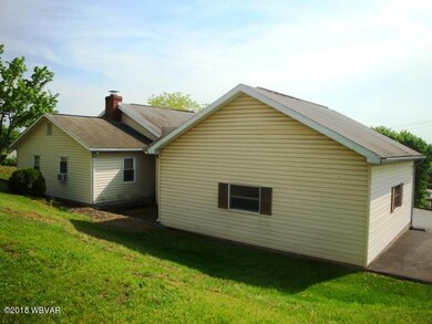 309 E 3rd St, Watsontown, PA 17777 - photo 4