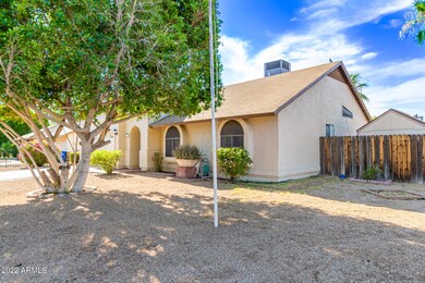 3202 W Helena Dr, Phoenix, AZ 85053 - photo 3