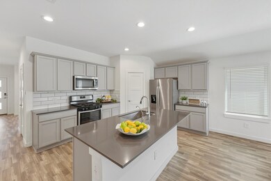 14304 Big Bend Dr, Shenandoah, TX 77384 - photo 6