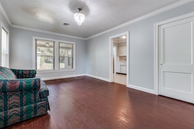 4501 Highview St, Dallas, TX 75211 - photo 4