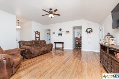 402 Blayton St, Troy, TX 76579 - photo 3