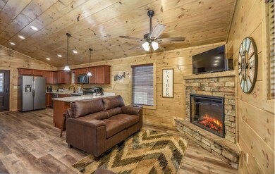 1646 Falls Way, Pigeon Forge, TN 37863 - photo 4