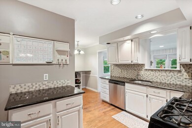 256 Friendship Rd, Drexel Hill, PA 19026 - photo 6