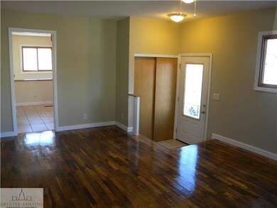 4811 Burchfield Ave, Lansing, MI 48910 - photo 4