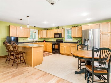 962 Dugway Rd, Richmond, VT 05477 - photo 6