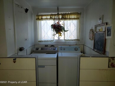 842 E Main St, Nanticoke, PA 18634 - photo 6