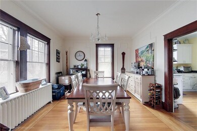 19 Ayrault St unit 1, Newport, RI 02840 - photo 5