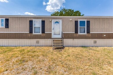 1504 Reef Dr, Azle, TX 76020 - photo 3