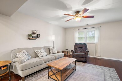 545 N Oakwood Ave unit 5, Griffith, IN 46319 - photo 4