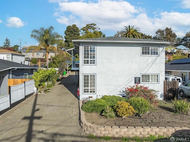 16520 Los Banos St, San Leandro, CA 94578 - photo 2