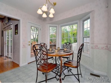 22 Westmont Dr, Asheville, NC 28806 - photo 6