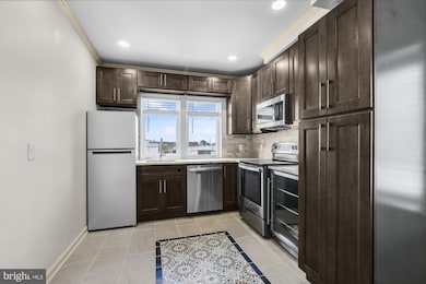 2528 E Allegheny Ave unit 3RD FL, Philadelphia, PA 19134 - photo 3