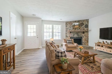 914 Hemingway Rd, Stone Mountain, GA 30088 - photo 3