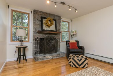 17 Beacon Ln Cape Elizabeth ME-large-007