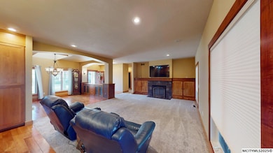 10 Deer Creek Ct, Mason City, IA 50401 - photo 6