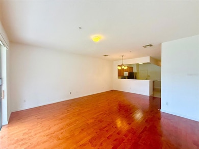 6336 Castelven Dr unit 107, Orlando, FL 32835 - photo 4