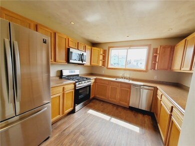 325 Walnut St, Latrobe, PA 15650 - photo 4