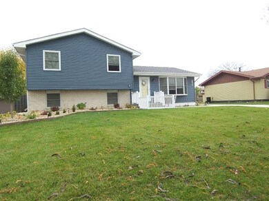 951 Lancaster Ln, Dyer, IN 46311 - photo 2