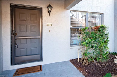 1208 Commonwealth Cir unit 103, Naples, FL 34116 - photo 4