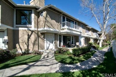 Charming 'Waterscape' Condo in the Heart of Orange